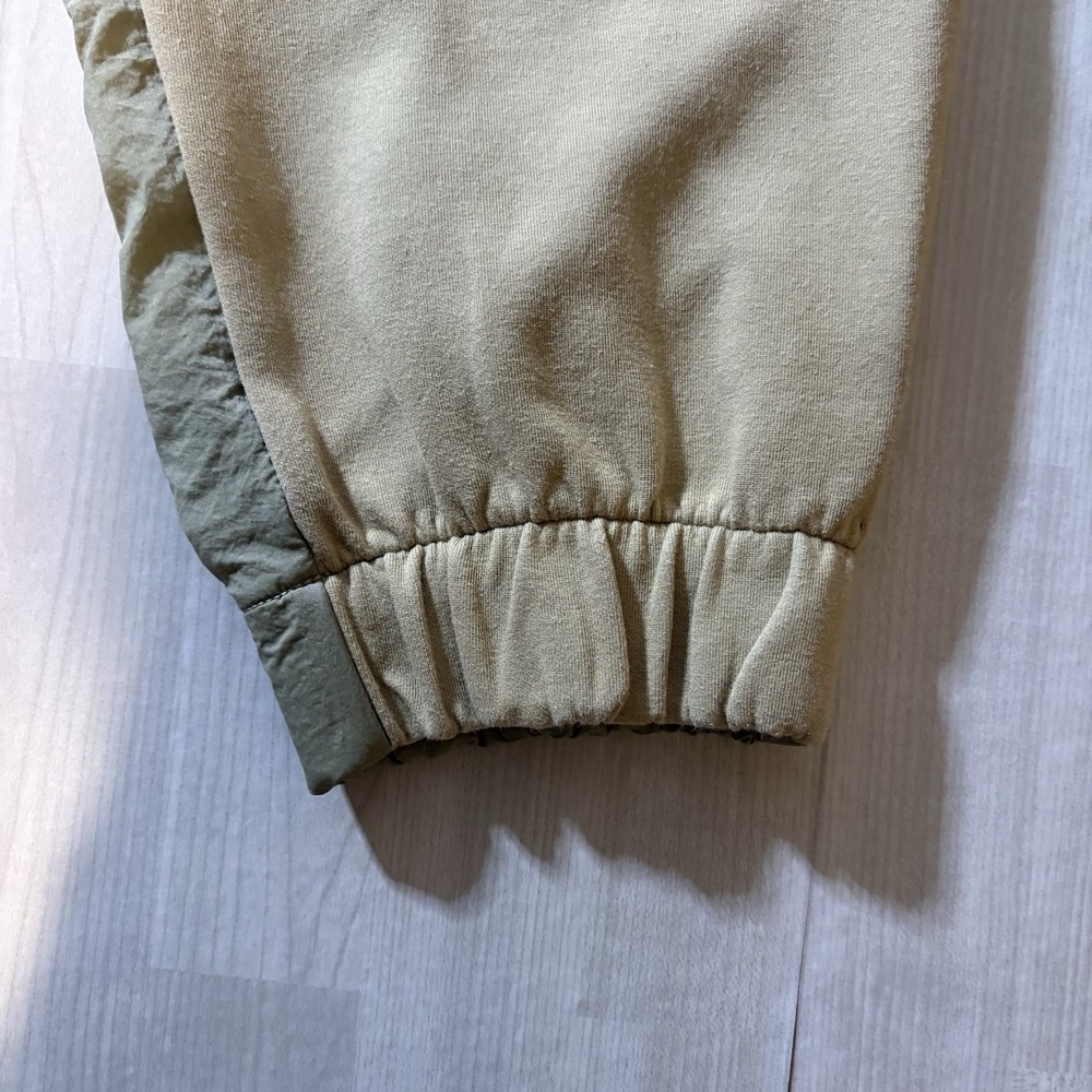 Gymshark Venture Joggers Men's Size L Beige/Olive Sweatpants Sporty Utility Gym - Picture 6 of 11